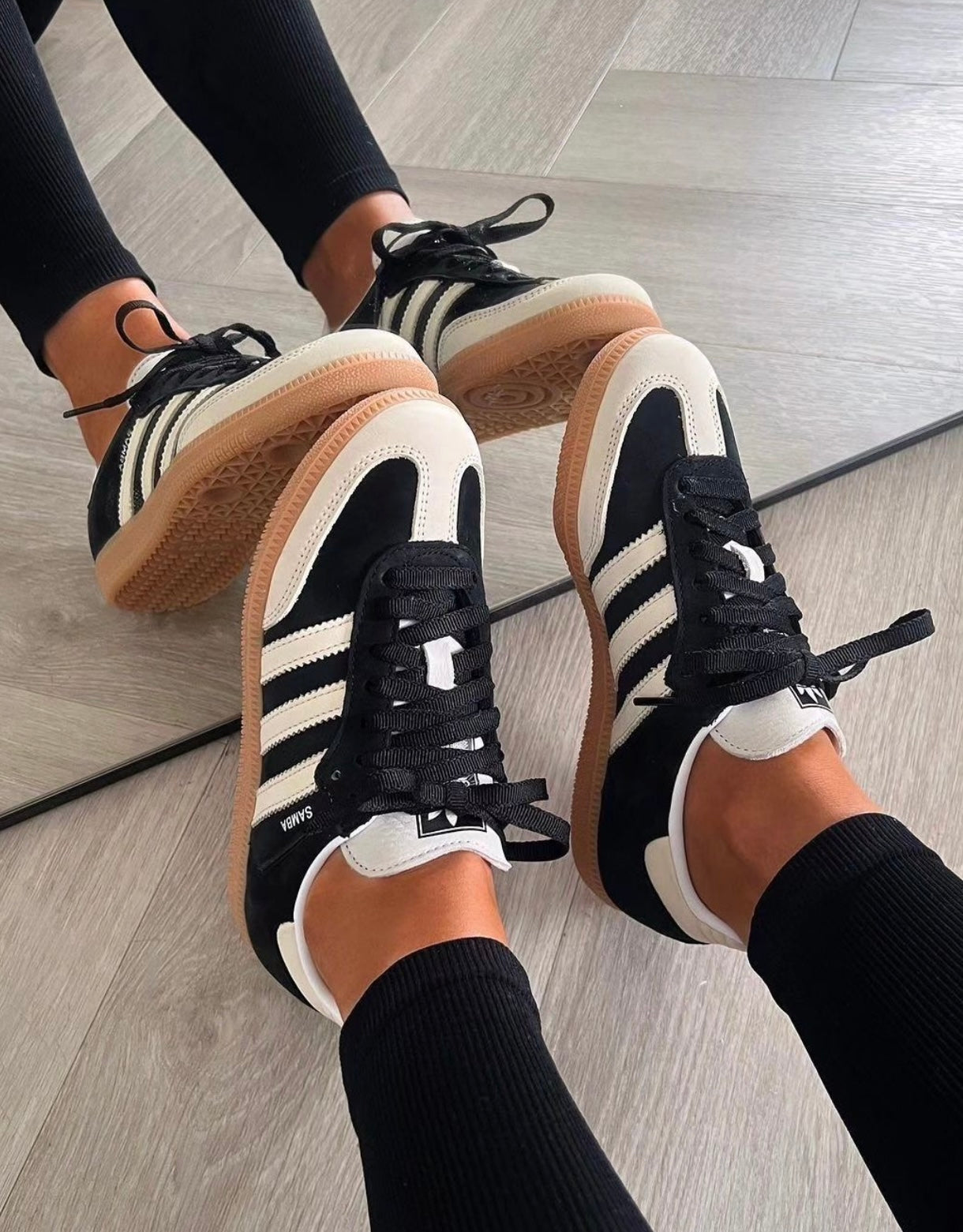 Adidas Samba Black Cream