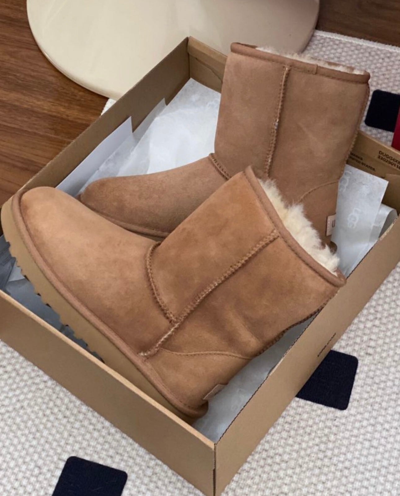 Ugg classic ultra suede ankle boots - תמונה 4