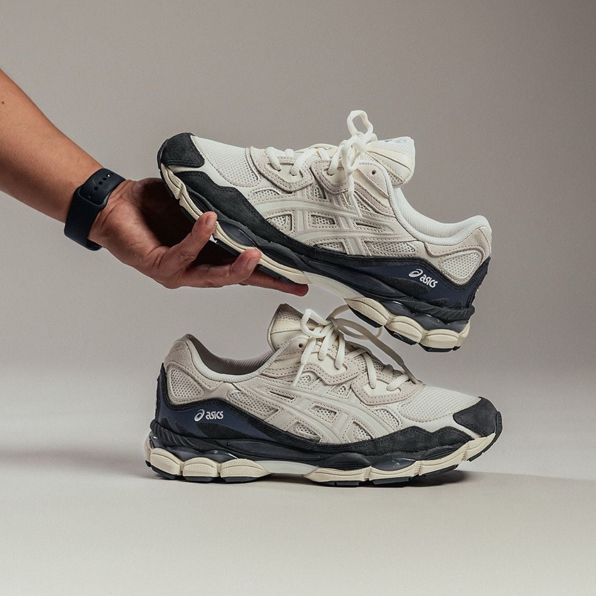 Asics Gel White dark blue