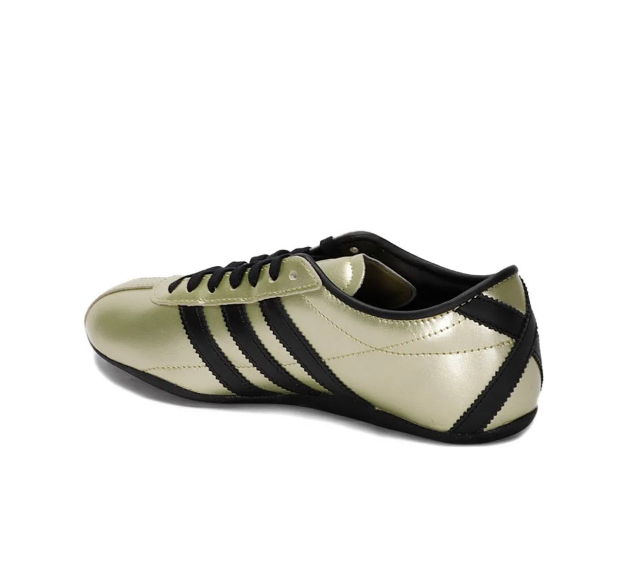 Adidas Tokyo silver