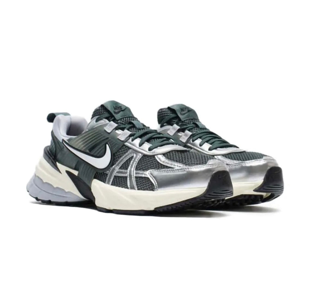 Nike V2K Run Grey Silver
