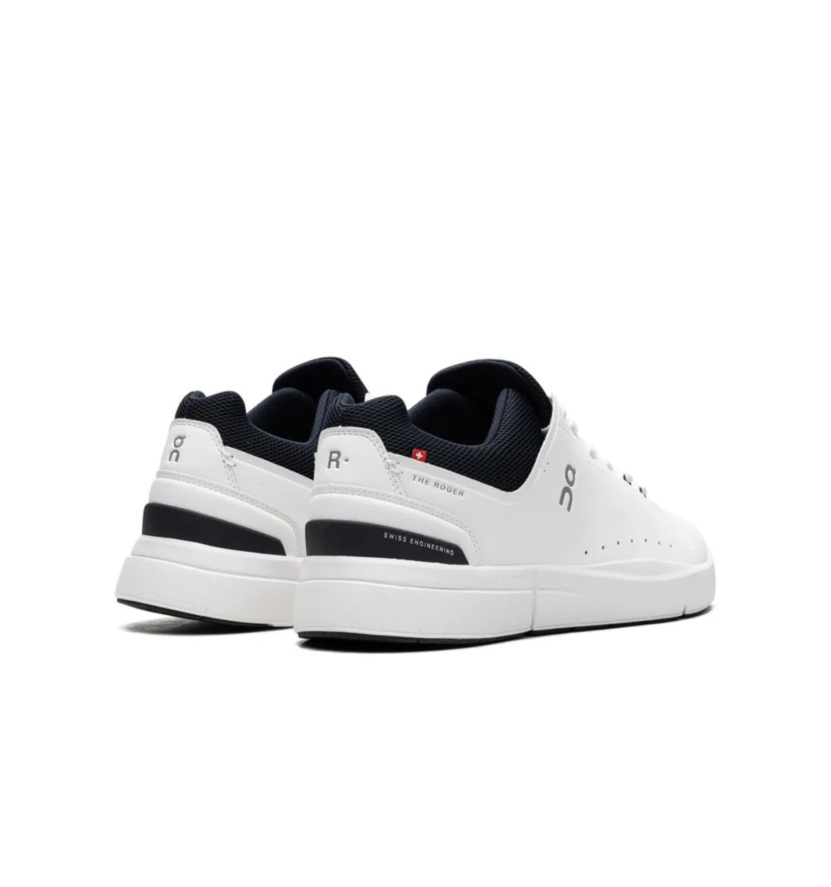 On Cloud Sneakers White Black - תמונה 3