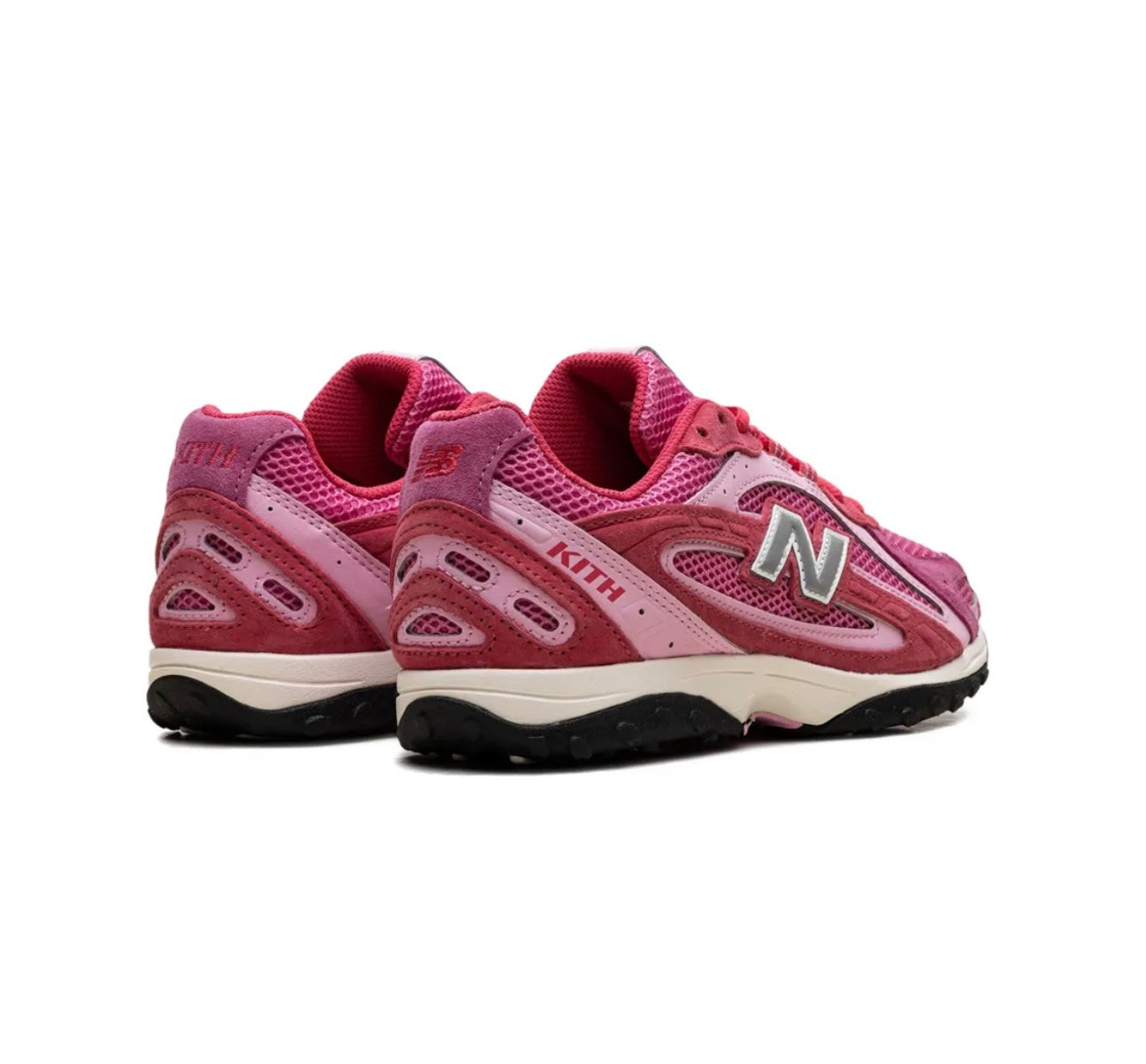 New Balance 204L mesh panel