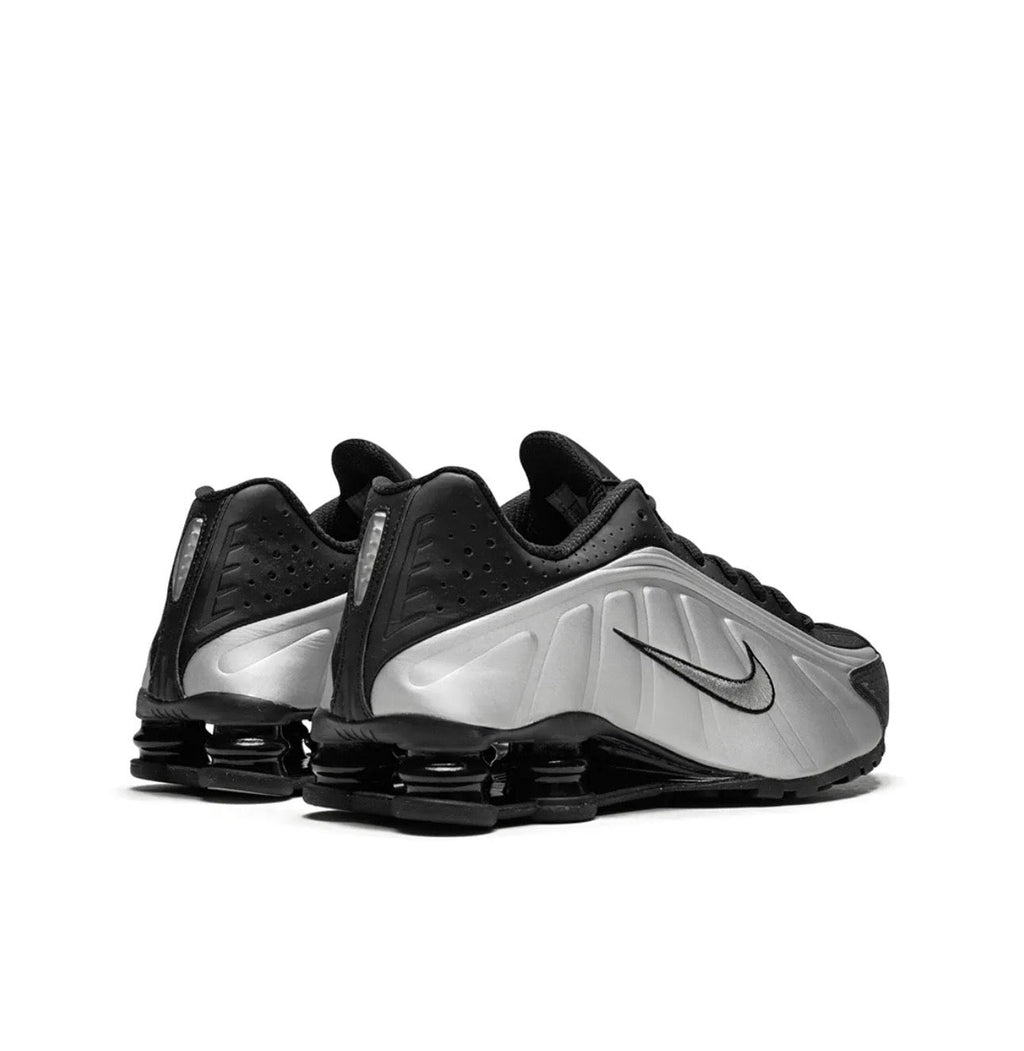 Nike Shox R4 Silver Black - תמונה 3