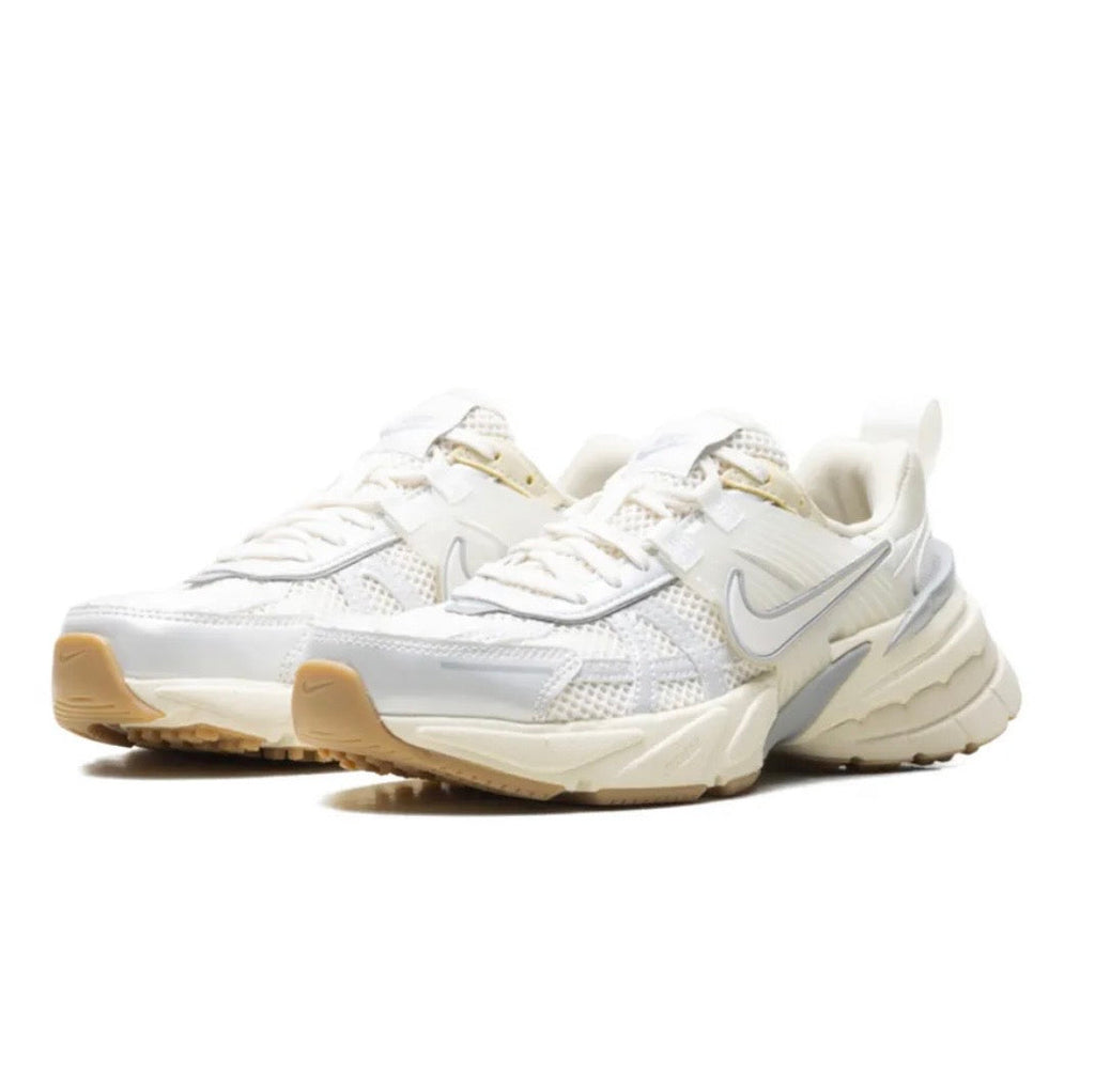 Nike V2K Run Cream Grey Beige