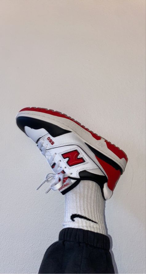 New Balance 550 White Red Black - תמונה 3