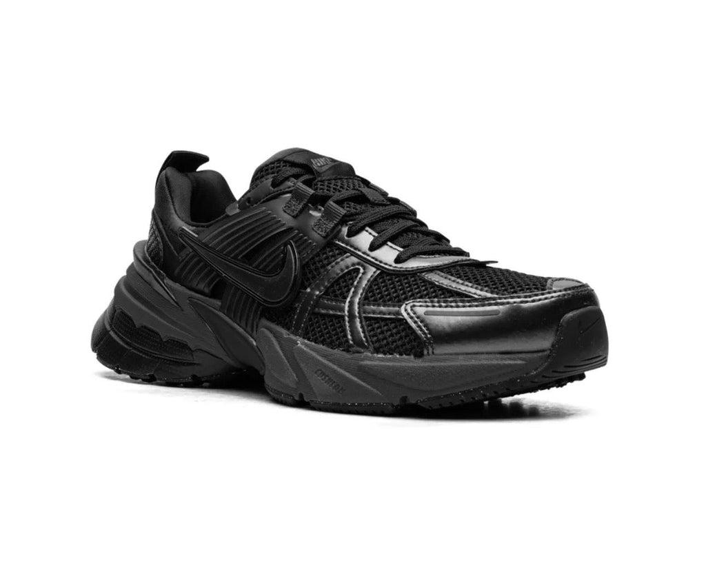 Nike V2K Run Triple Black