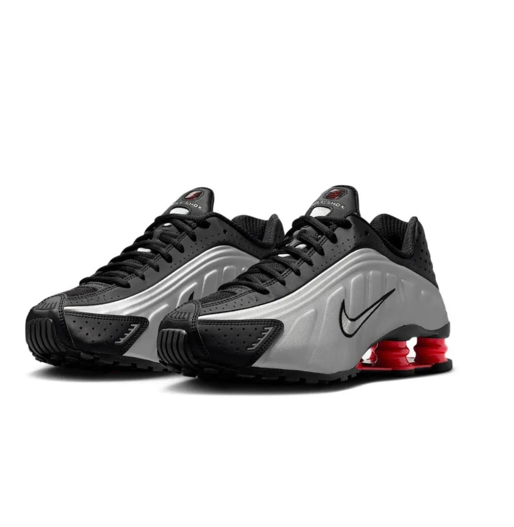 Nike Shox R4 Silver Black Red - תמונה 2