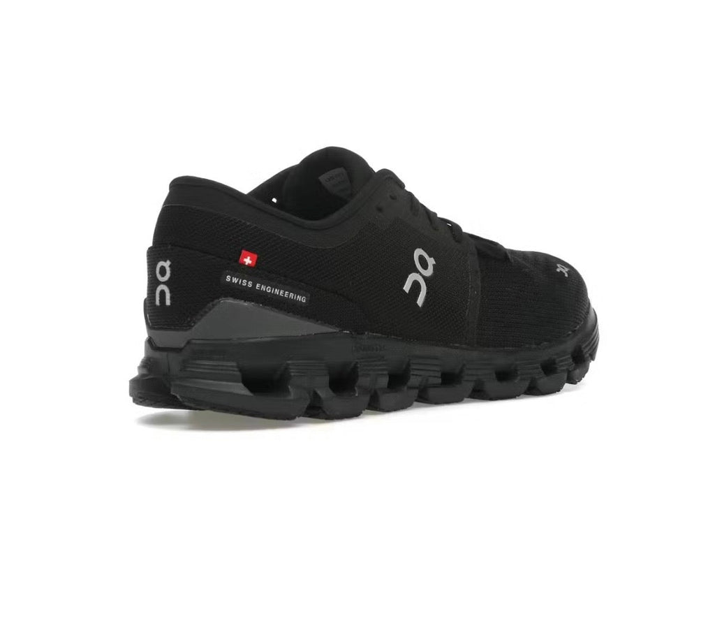 On Cloud X4 Black - תמונה 2