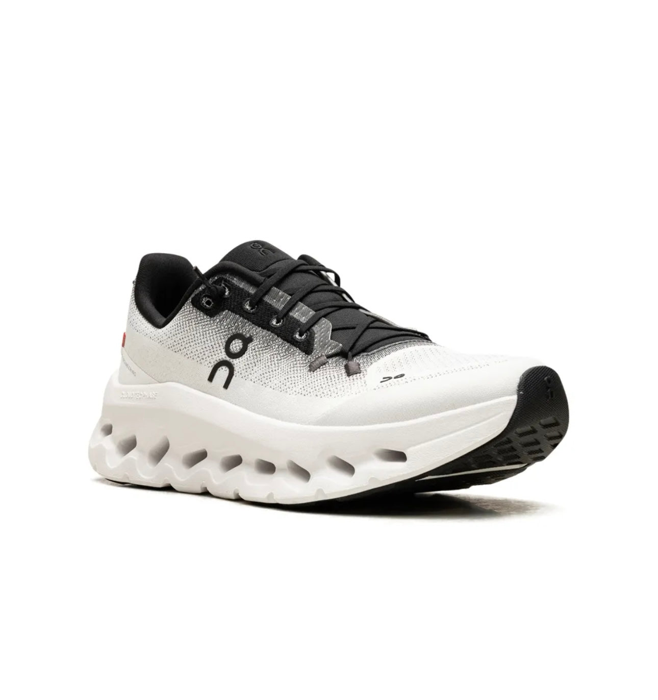 On Cloud White black