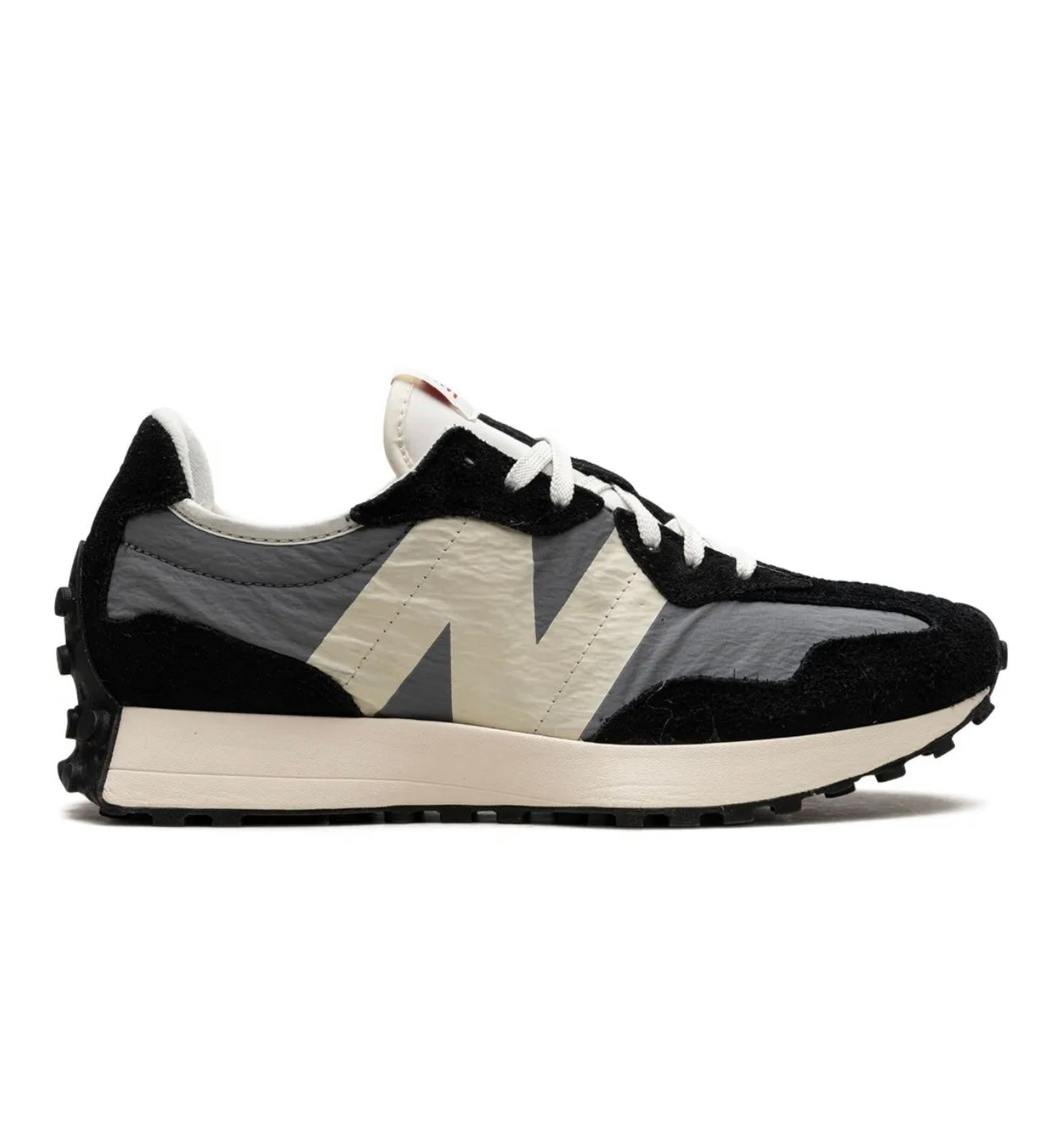 New Balance 327