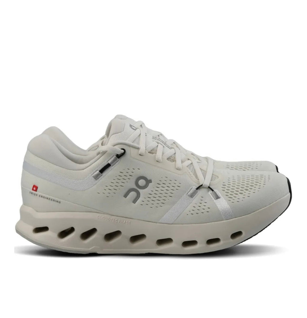 On Cloudsurfer Grey