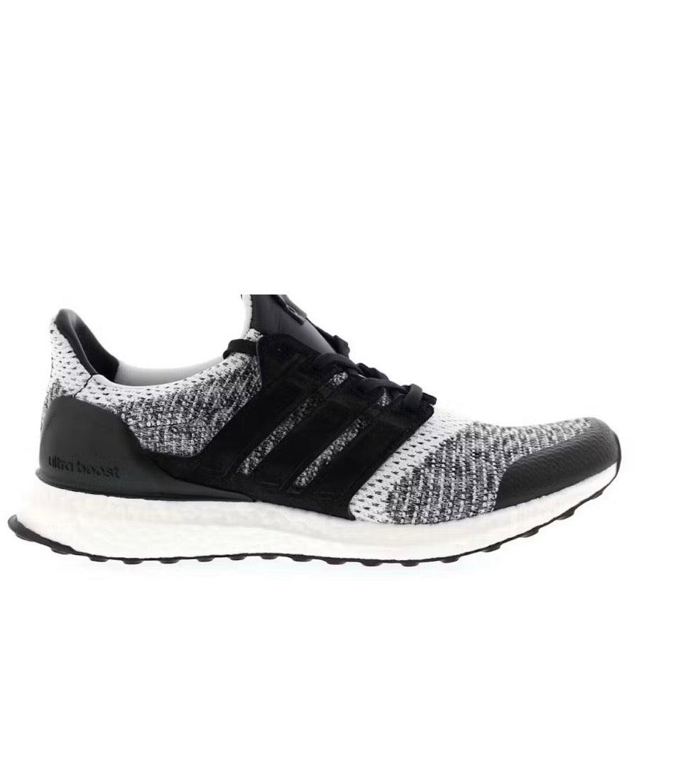 Adidas Ultra Boost Black White