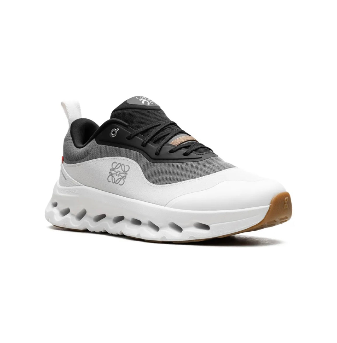 On Cloud Gray White Black