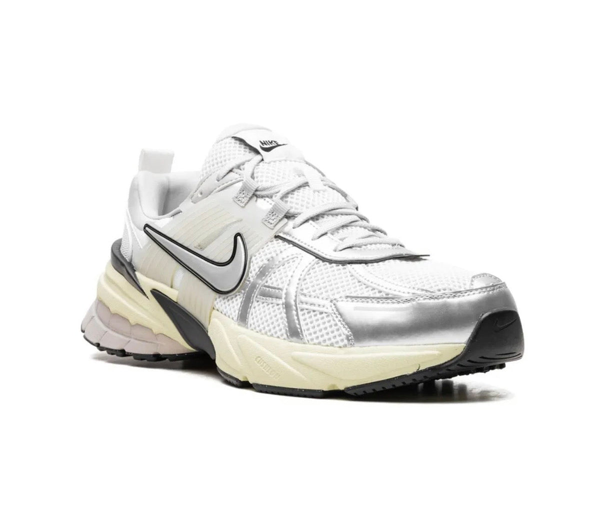 Nike V2K Run White Silver Beige