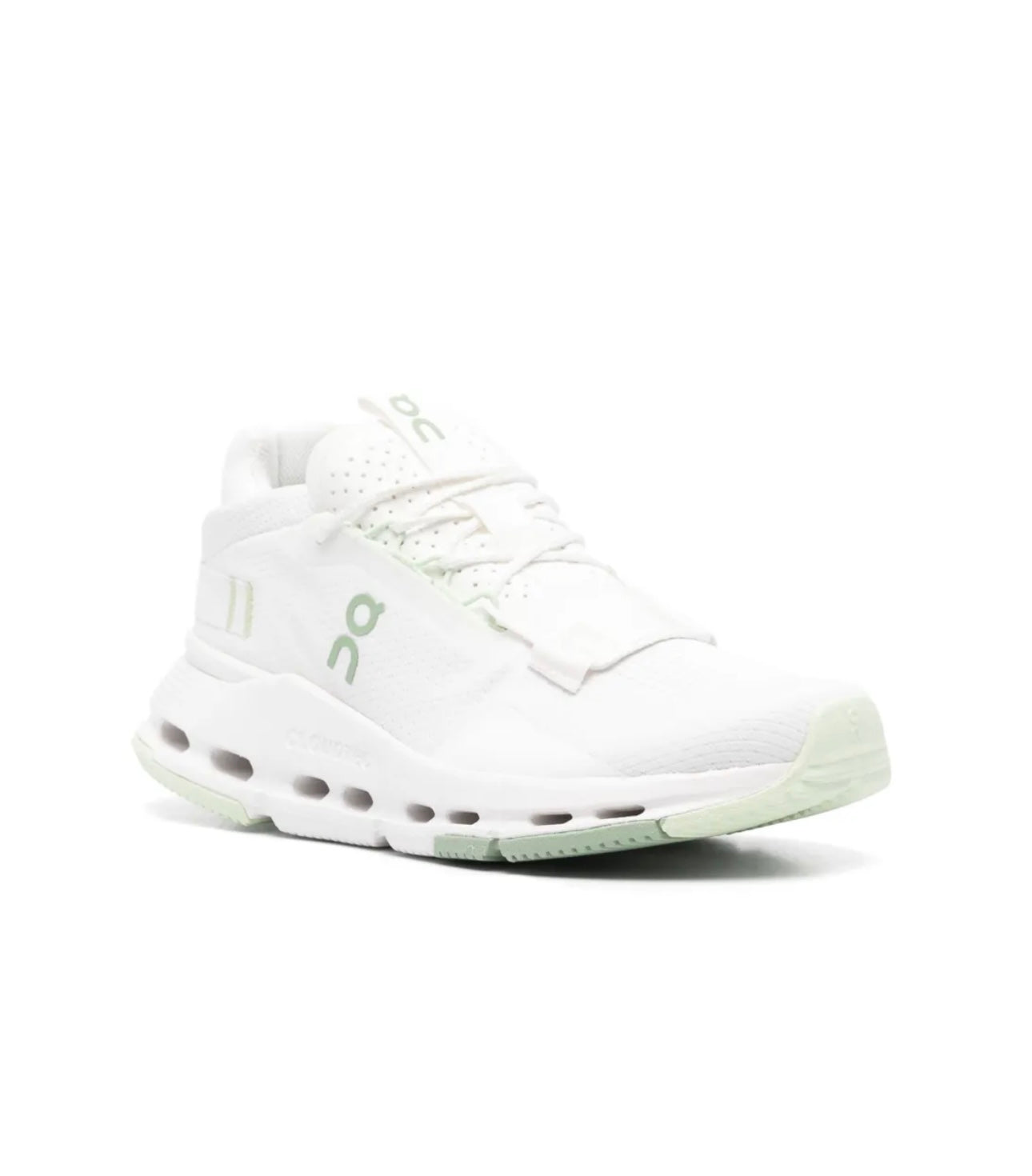 On Cloud Triple White