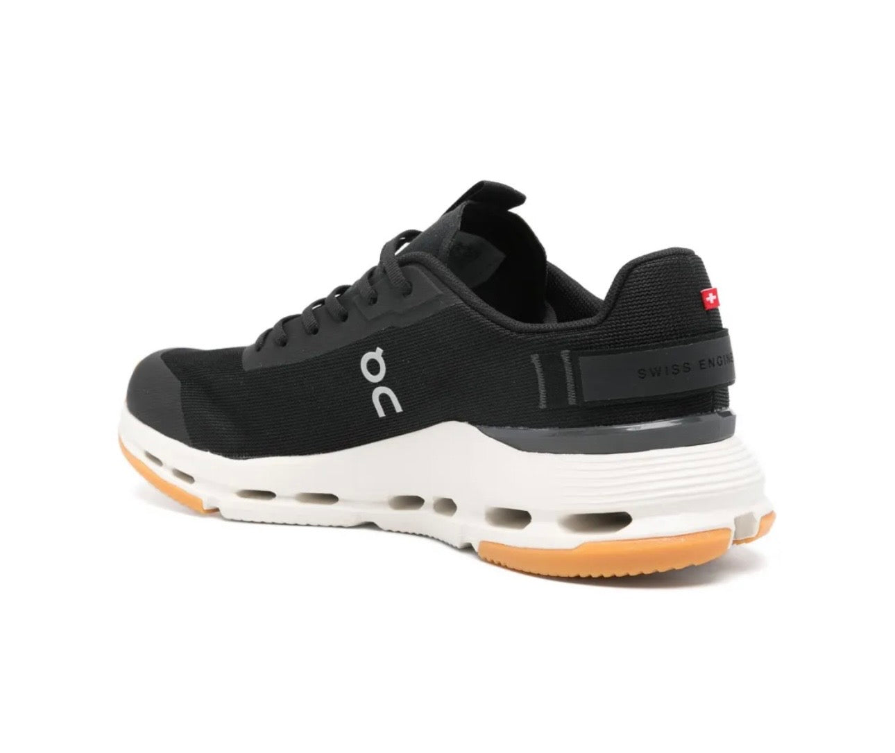 On Cloudnova Black - תמונה 3