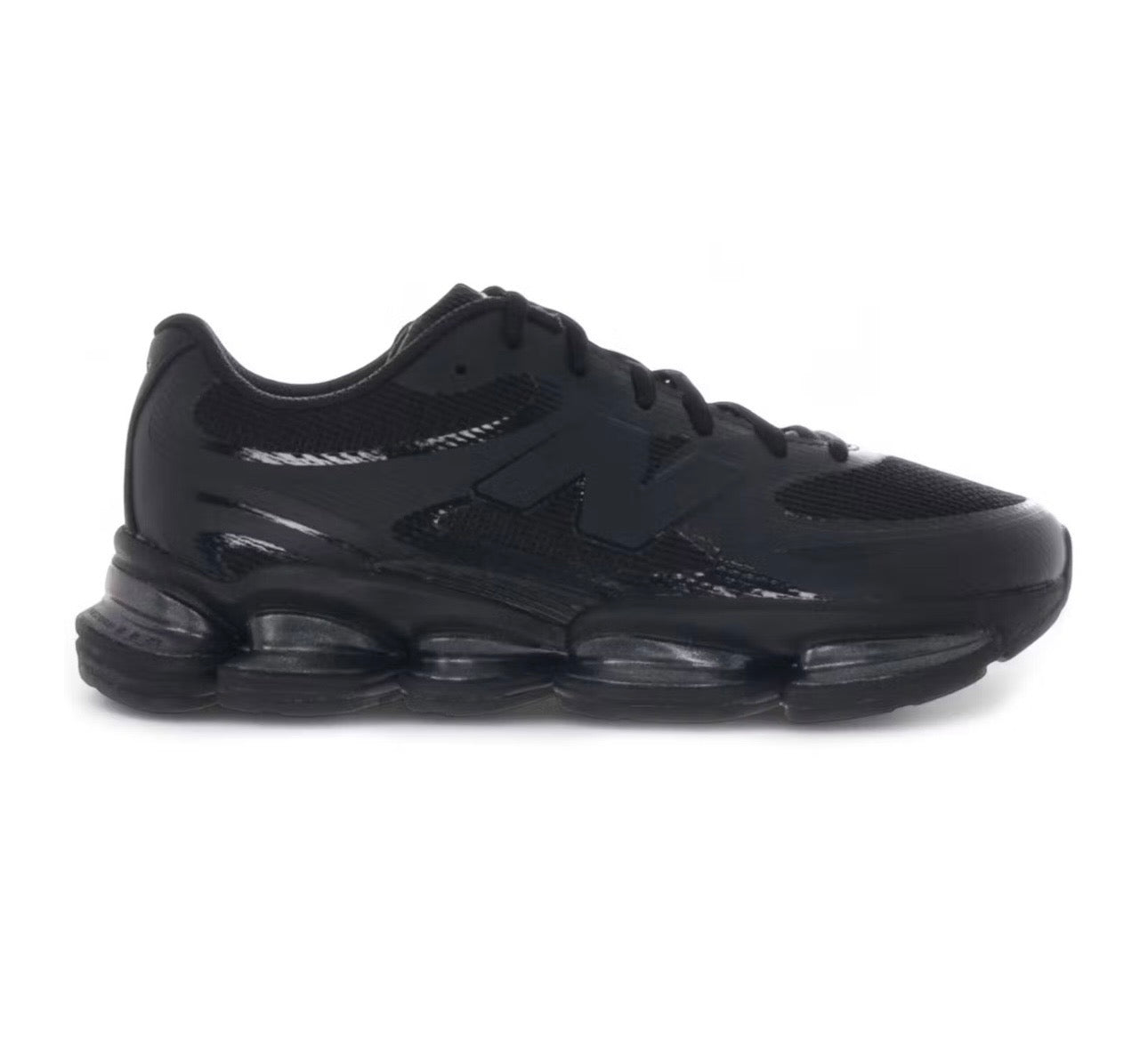 New Balance 2000 Black