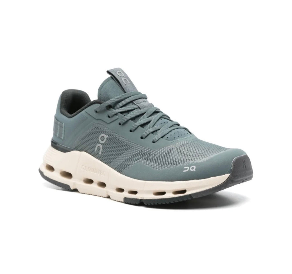 On Cloudnova Green - תמונה 2