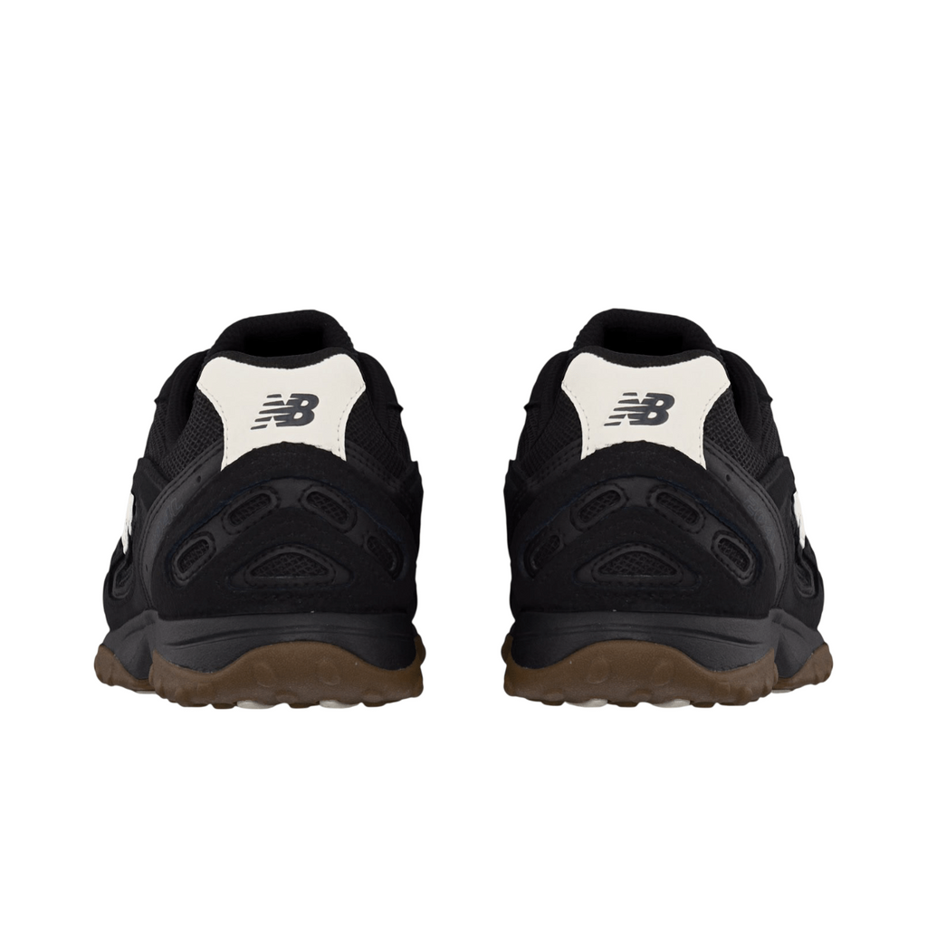New Balance 204L Black
