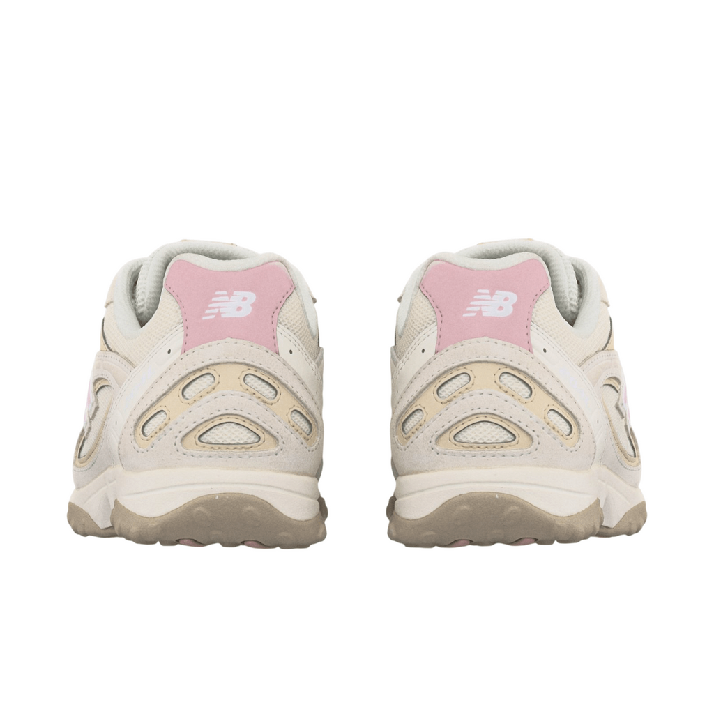 New Balance 204L Sea Salt Stone Pink