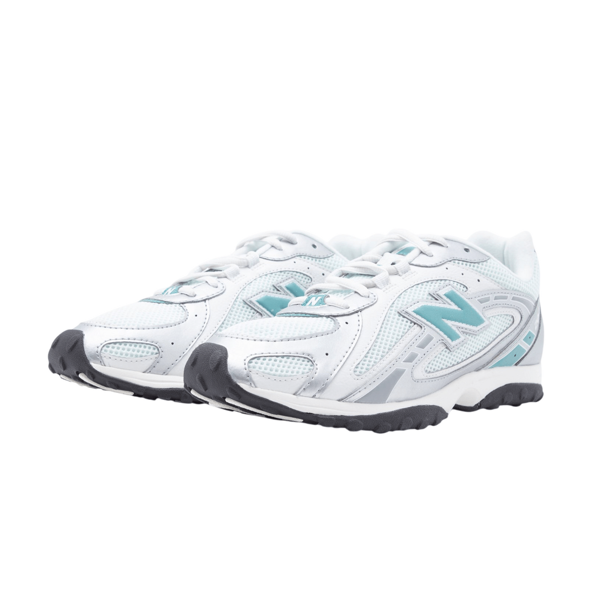 New Balance 204L Light Silver-Colored Metallic